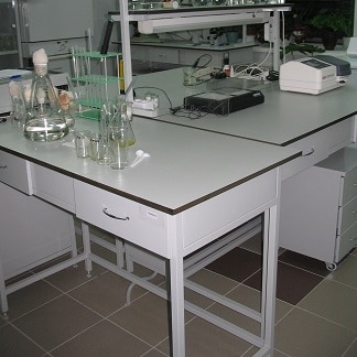 Лабораторные столы